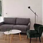 Apartmán Bura2 , With Private Parking In The Garage Split