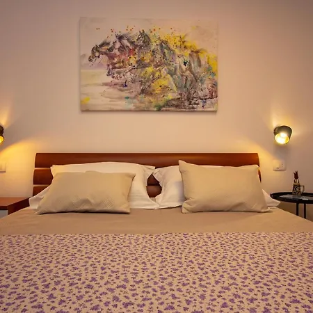 Bura2 , With Private Parking In The Garage 公寓