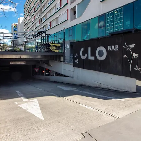 Bura2 , With Private Parking In The Garage 公寓 *