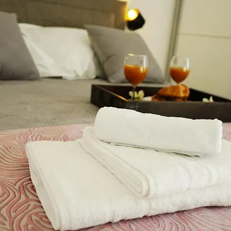 Bura2 , With Private Parking In The Garage Appartamento Spalato