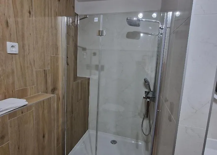 Bura2 , With Private Parking In The Garage